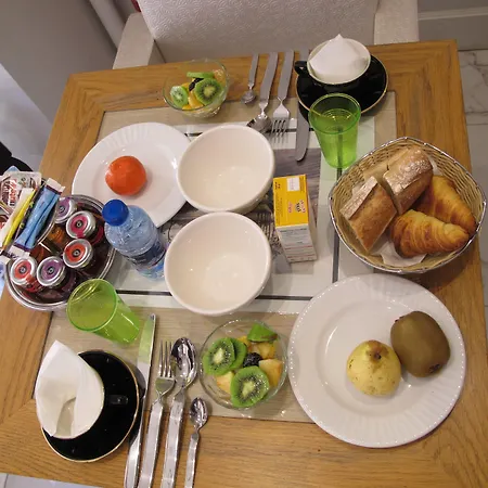 ル ムーリス ホテル