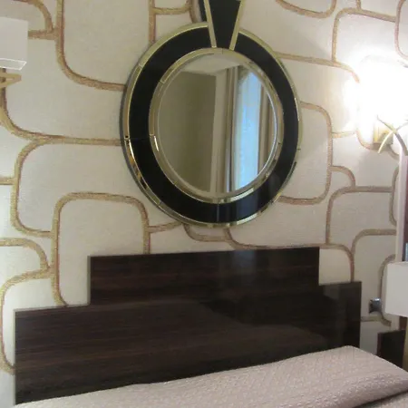 Le Meurice