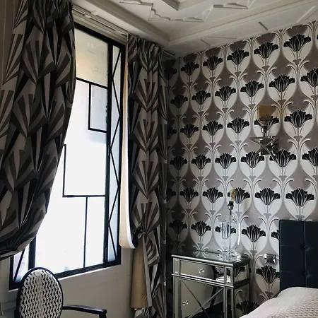 Le Meurice Hotel 3*