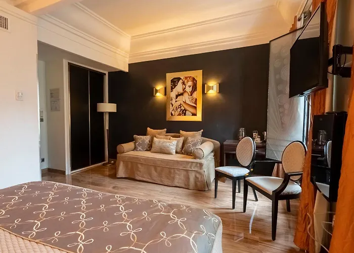 Le Meurice Szálloda 3*