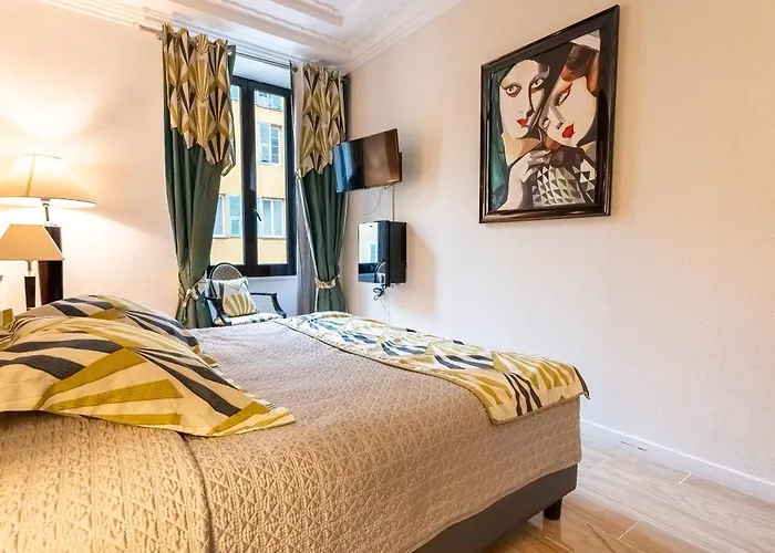 Le Meurice Szálloda 3*