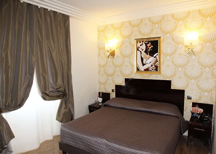 Le Meurice Szálloda 3*