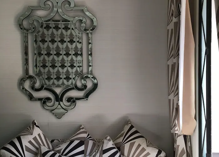 Le Meurice Szálloda 3*