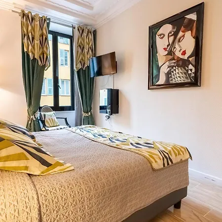 Le Meurice Hotel 3*
